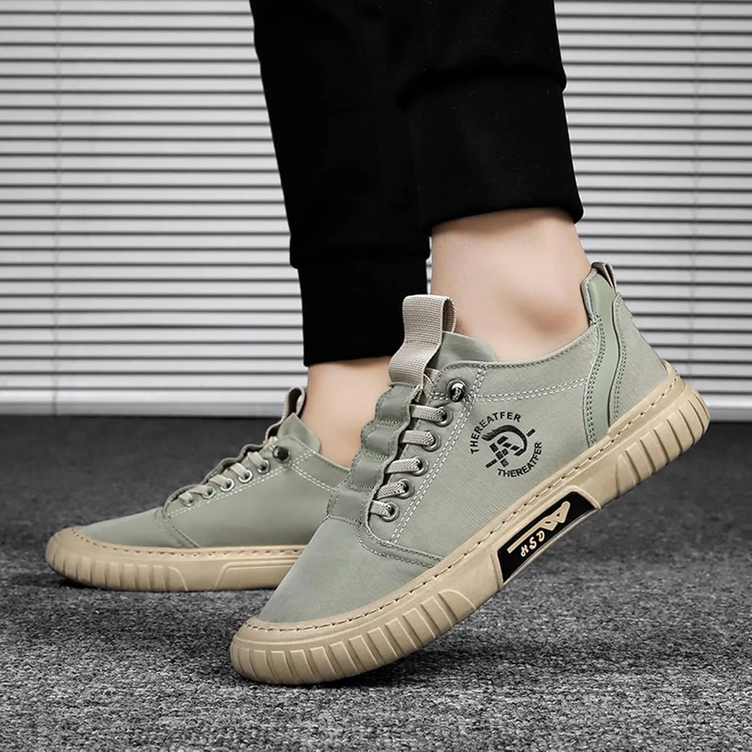 2023 Fashion Sneakers for Men Running Shoes Breathable Lightweight Comfortable Fashion Non Slip Walking Shoes Retro Sneakers Soft Sole Comfort Lace Up Men's Shoes Outdoor