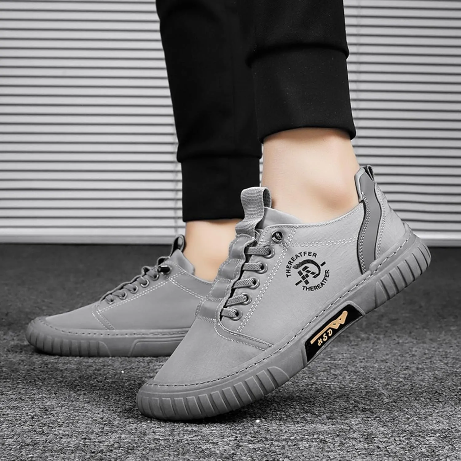 2023 Fashion Sneakers for Men Running Shoes Breathable Lightweight Comfortable Fashion Non Slip Walking Shoes Retro Sneakers Soft Sole Comfort Lace Up Men's Shoes Outdoor