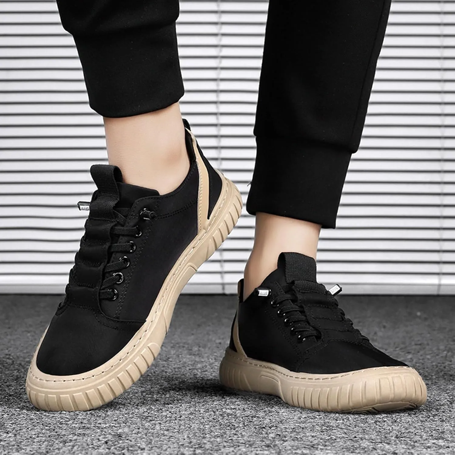 2023 Fashion Sneakers for Men Running Shoes Breathable Lightweight Comfortable Fashion Non Slip Walking Shoes Retro Sneakers Soft Sole Comfort Lace Up Men's Shoes Outdoor
