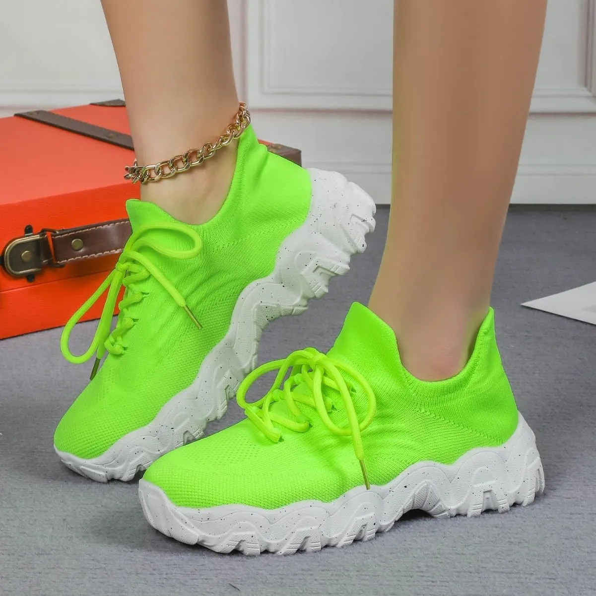 2025 Womens Ultra Lightweight Casual Sneakers Fashion Sneakers Comfort Wear Orthowear Shoe Arch Support Slip On Tennis