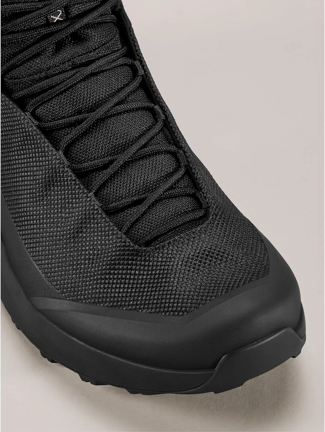 Arc'teryx Kopec Mid GTX Boot Mens | Mid-Height Hiking & Trekking Mens Shoes | Megagrip Outsole - Waterproof Shoe
