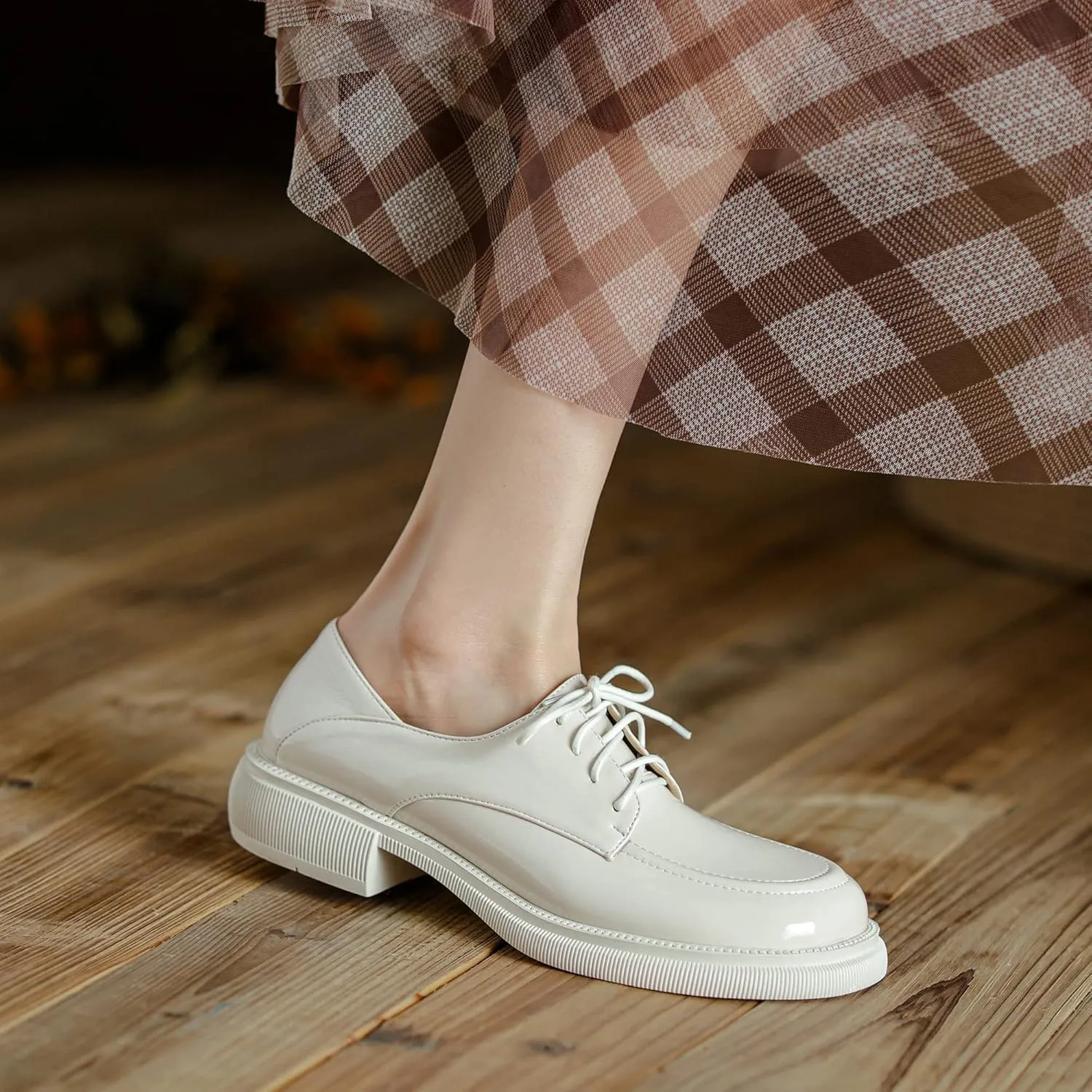 CosyFever Womens DC329 Lace Up Fashion Casual Formal Patent-Leather Low Block Flats