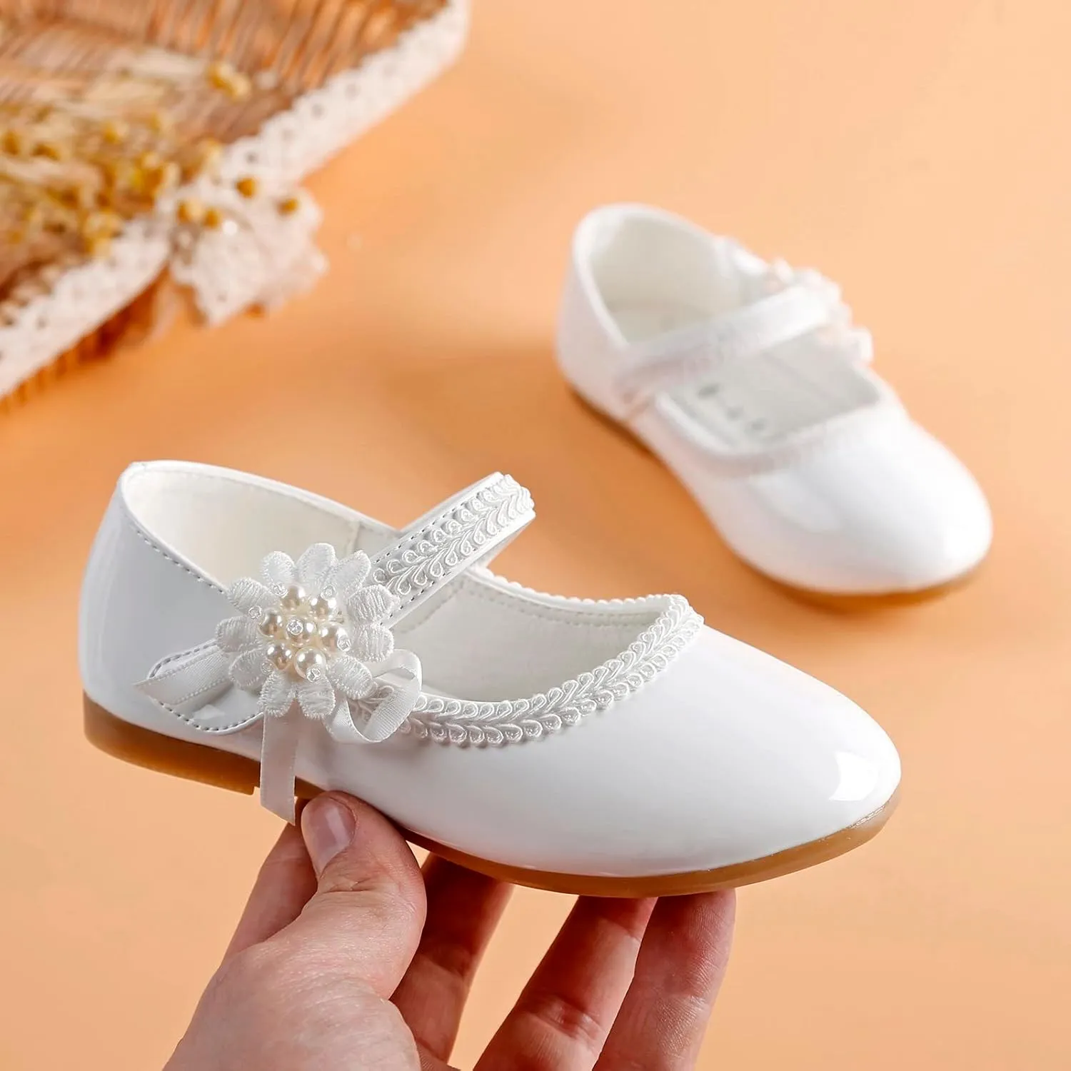 Girls Dress Shoes Toddler Girls Mary Jane with Pearls Low Heels Pumps for Flower Girl Wedding Party