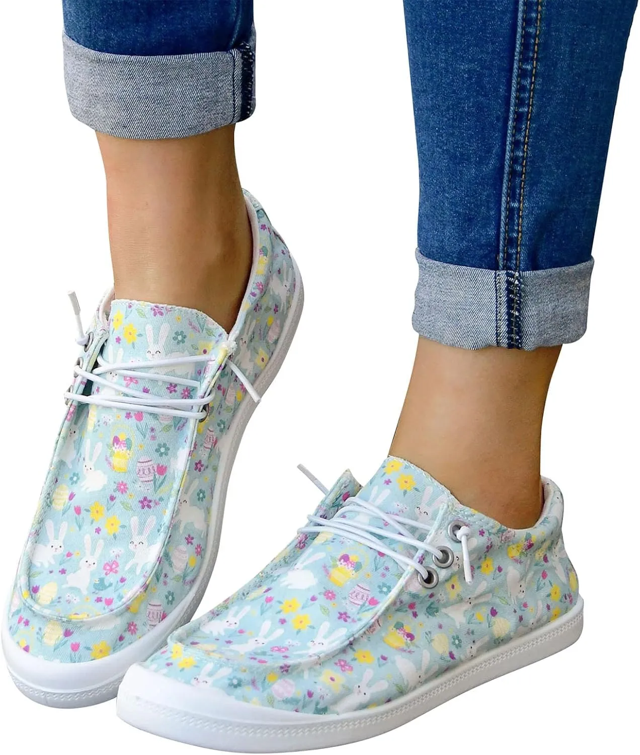 Gumipy Women's Lace-Up Loafers Valentine's Day Love Heart Print Fashion Sneaker Comfortable Lightweight Canvas Shoes Breathable Walking Shoes