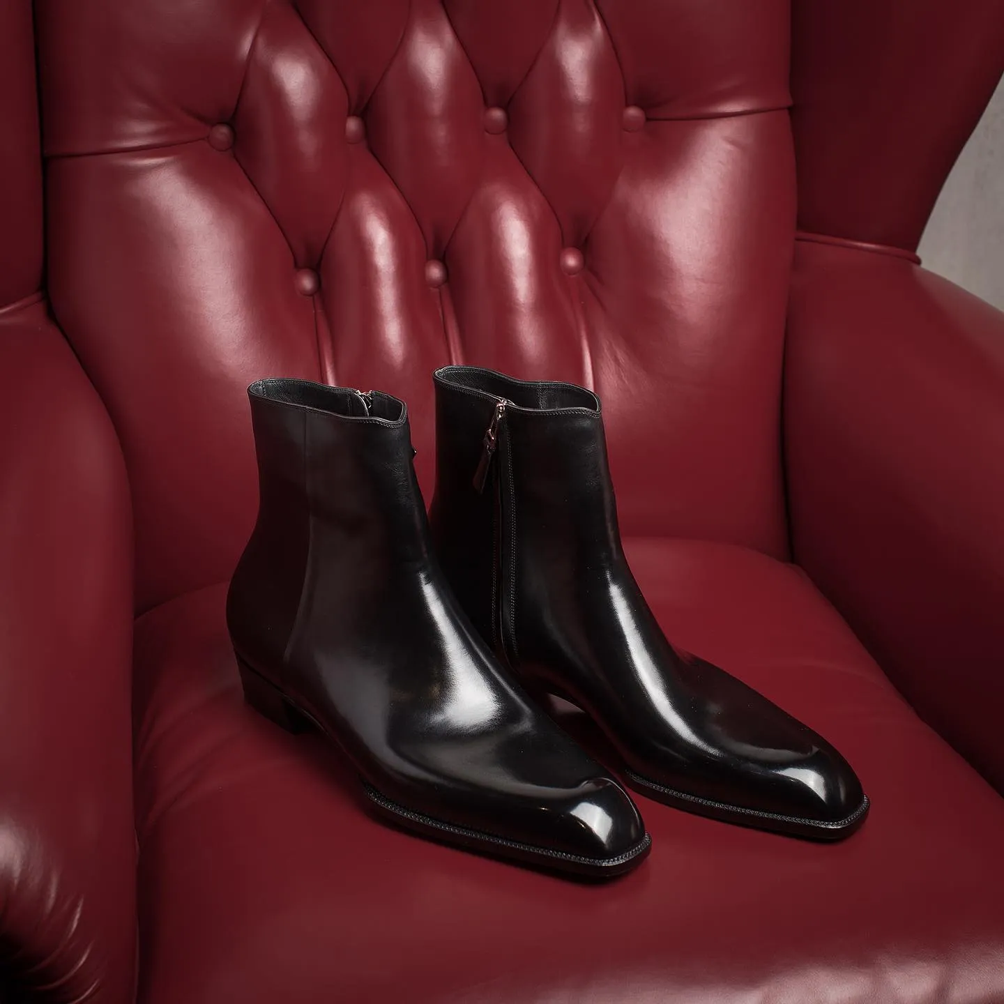 Height Increasing Black Leather Vasto Zipper Boots - AW24