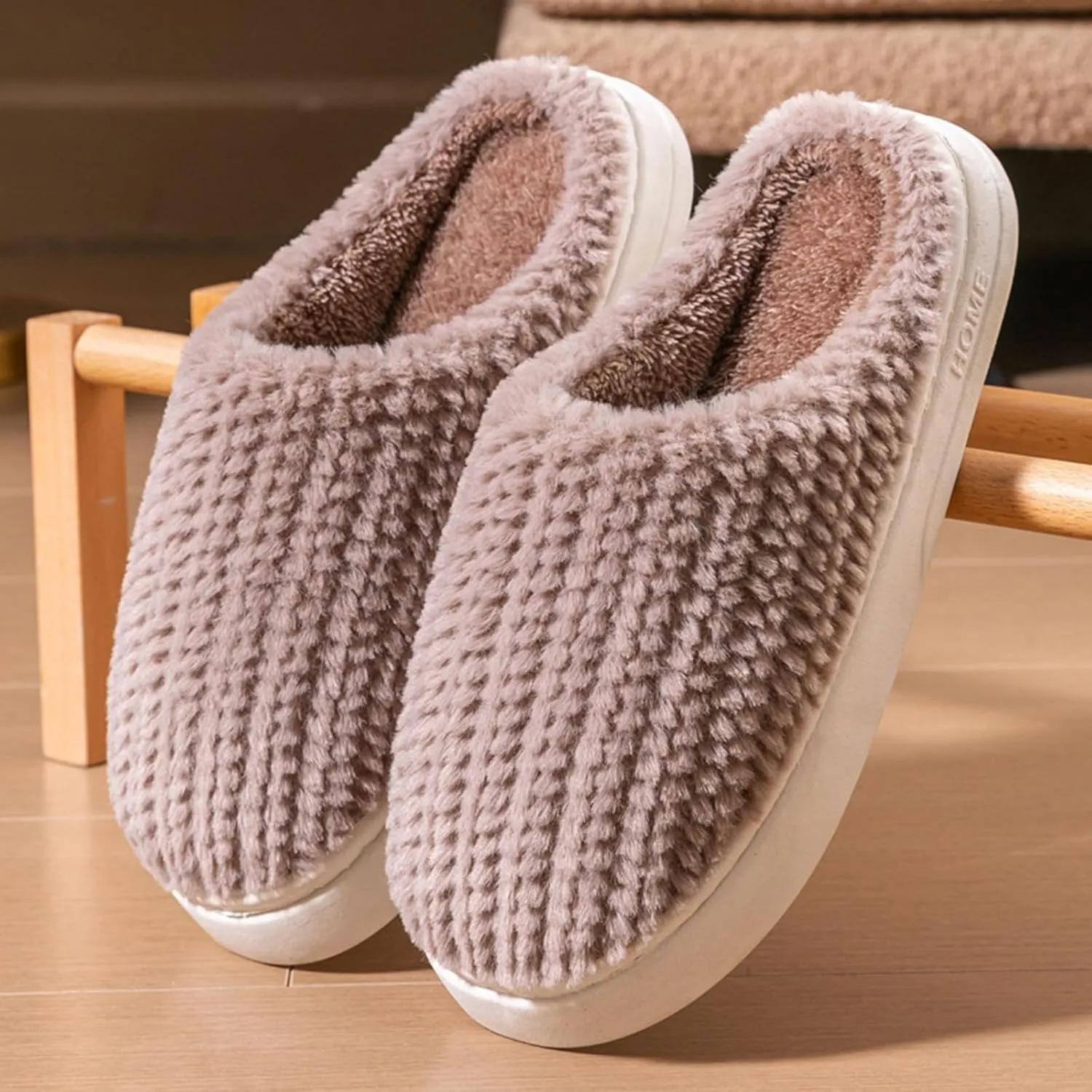 Mens House Slippers Couple Cotton Slippers Indoor Home Cotton Slippers Warm Non Slip Mens Indoor Slippers