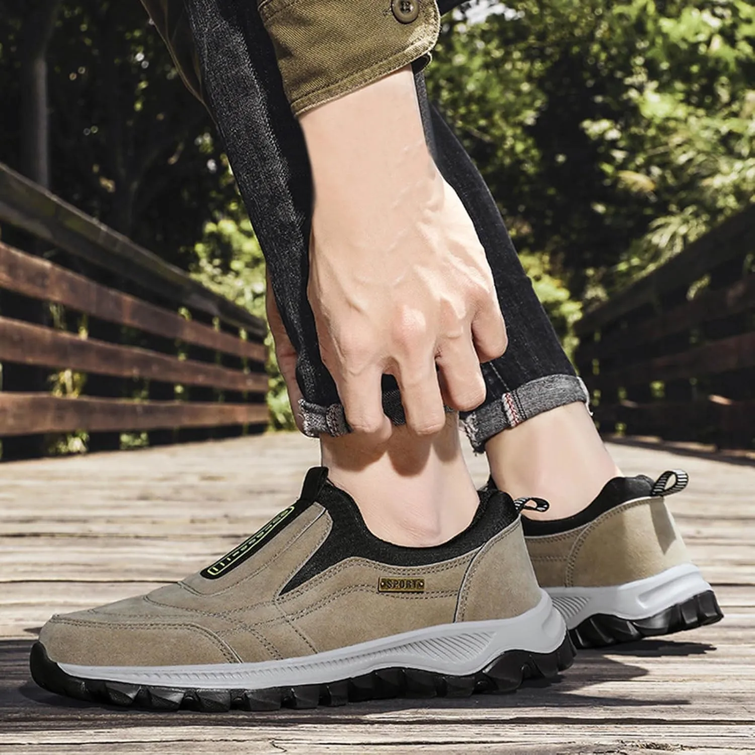 Men's Lightweight Cushion Sneakers Outdoor Athletic Slip-On Hiking Shoe Comfortable & Light-Weight Stretch Shoes