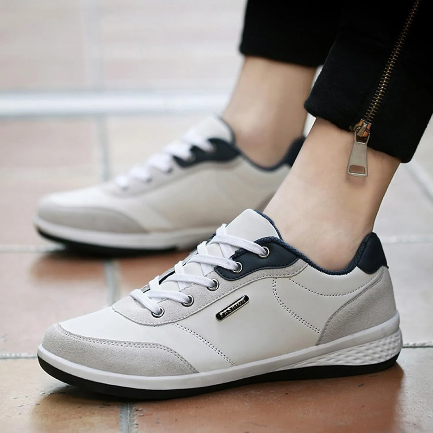 Men's Lightweight Non Slip Barefoot Shoes Comfortable Lightweight Casual Walking Shoe Comfortable Stretch Shoes