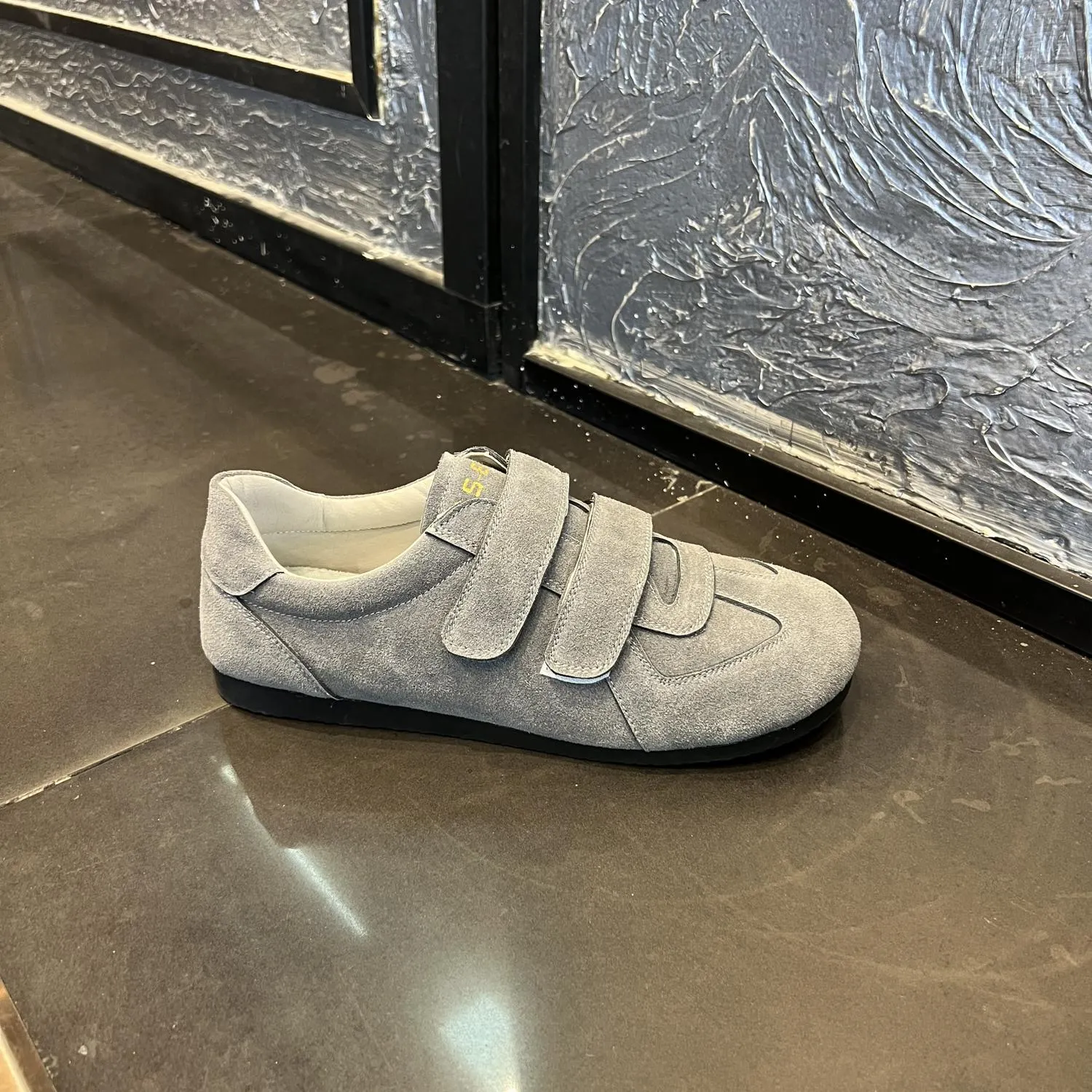 Men's slip-on suede casual shoes