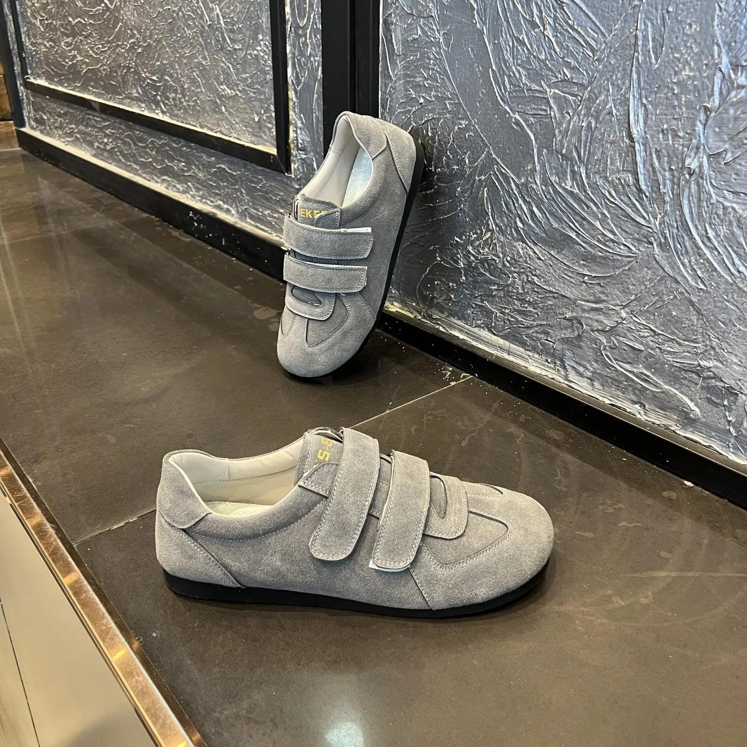 Men's slip-on suede casual shoes