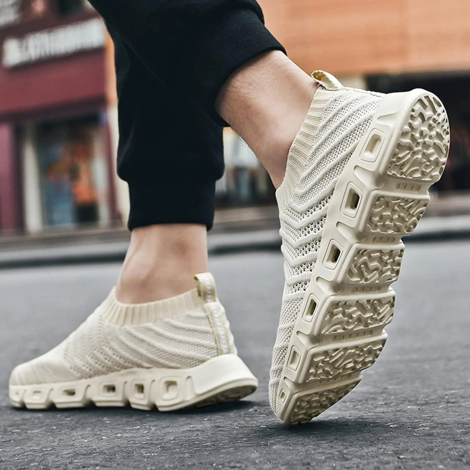 Mens Ultra Lightweight Breathable Shoes with Cushion for Running Hiking Walking,Mens Comfortable Slip on Summer Quick-Dry Shoes with Breathable Mesh Knit,Low Top Fitness Sneaker