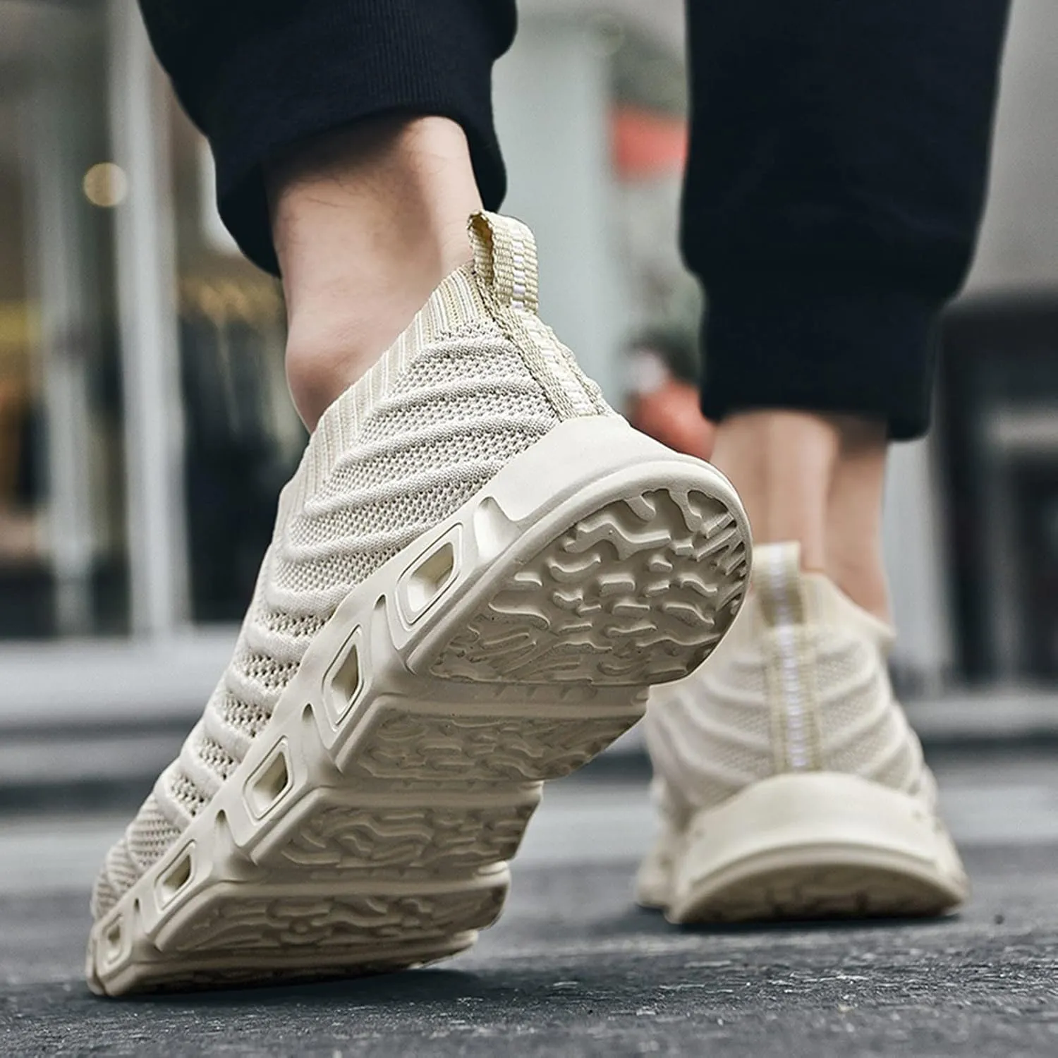 Mens Ultra Lightweight Breathable Shoes with Cushion for Running Hiking Walking,Mens Comfortable Slip on Summer Quick-Dry Shoes with Breathable Mesh Knit,Low Top Fitness Sneaker