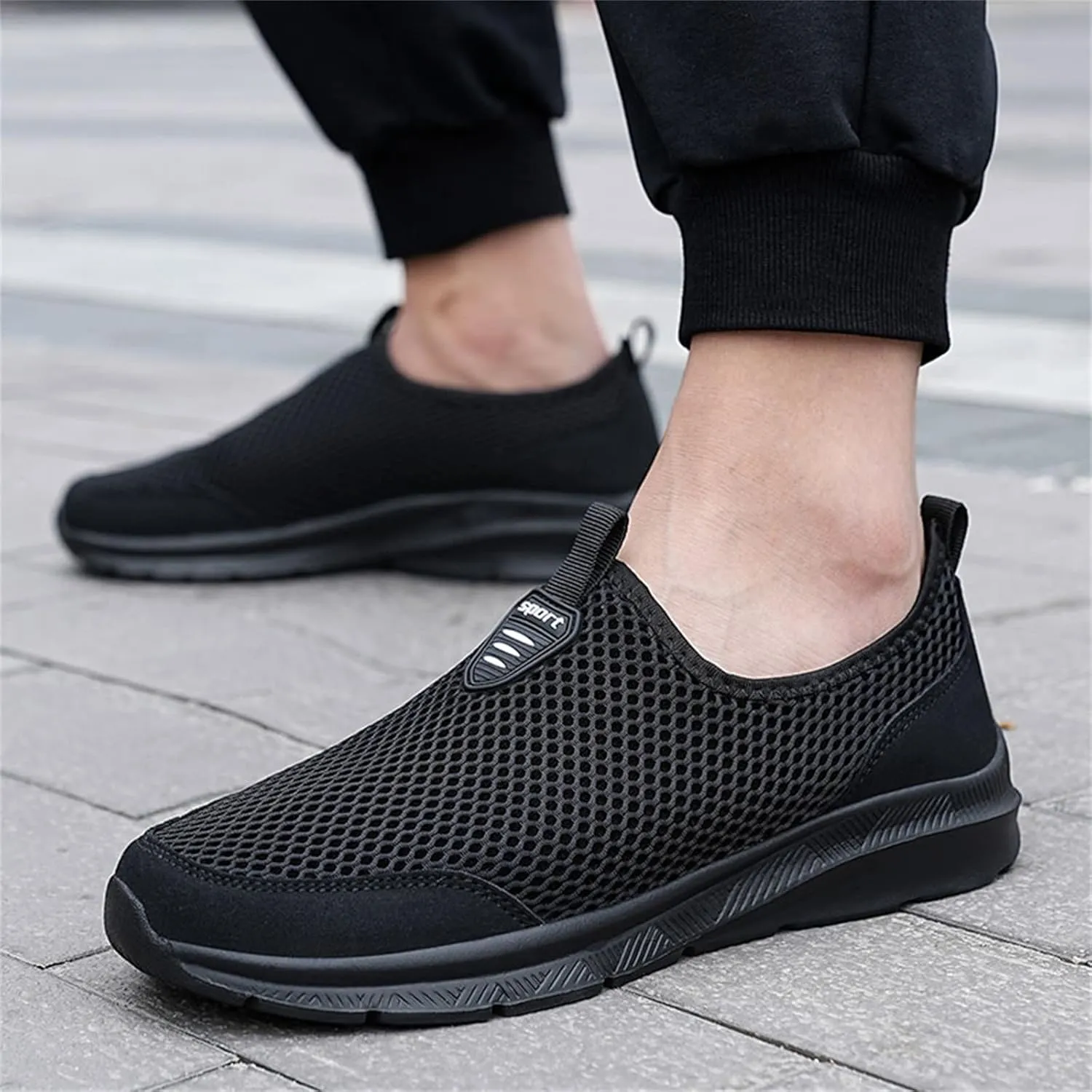Men's Wide Minimalist Barefoot Sneakers Men's Sneakers Non Slip Shoes Wide Toe Box Trendy Casual Mens Loafers Womens Walking Sneakers with Arch Support