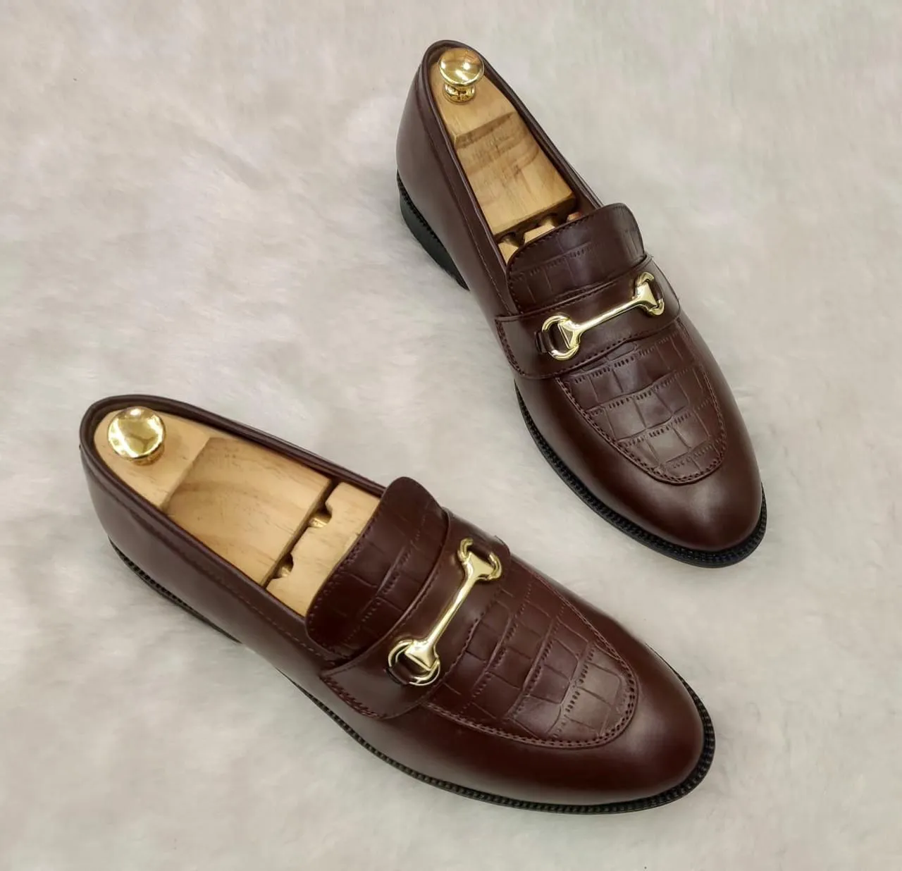 New Men Fashion Moccasins