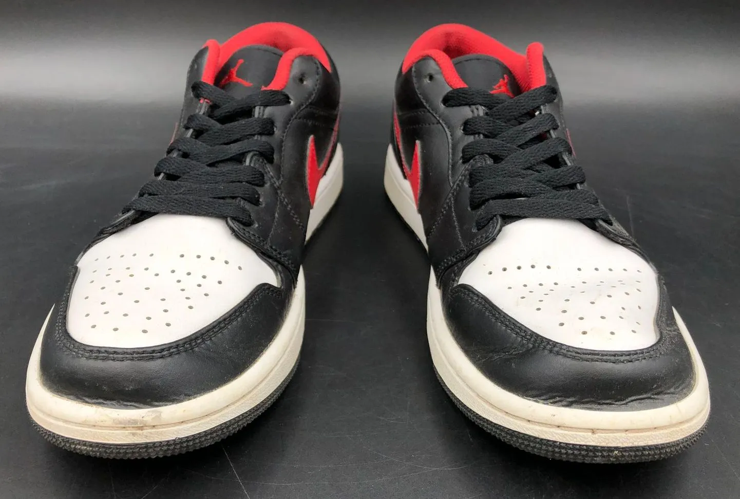 Nike Air Jordan 1 Low Men's 'White Toe' & Black/Red Sneakers - Size 8 ( COA)