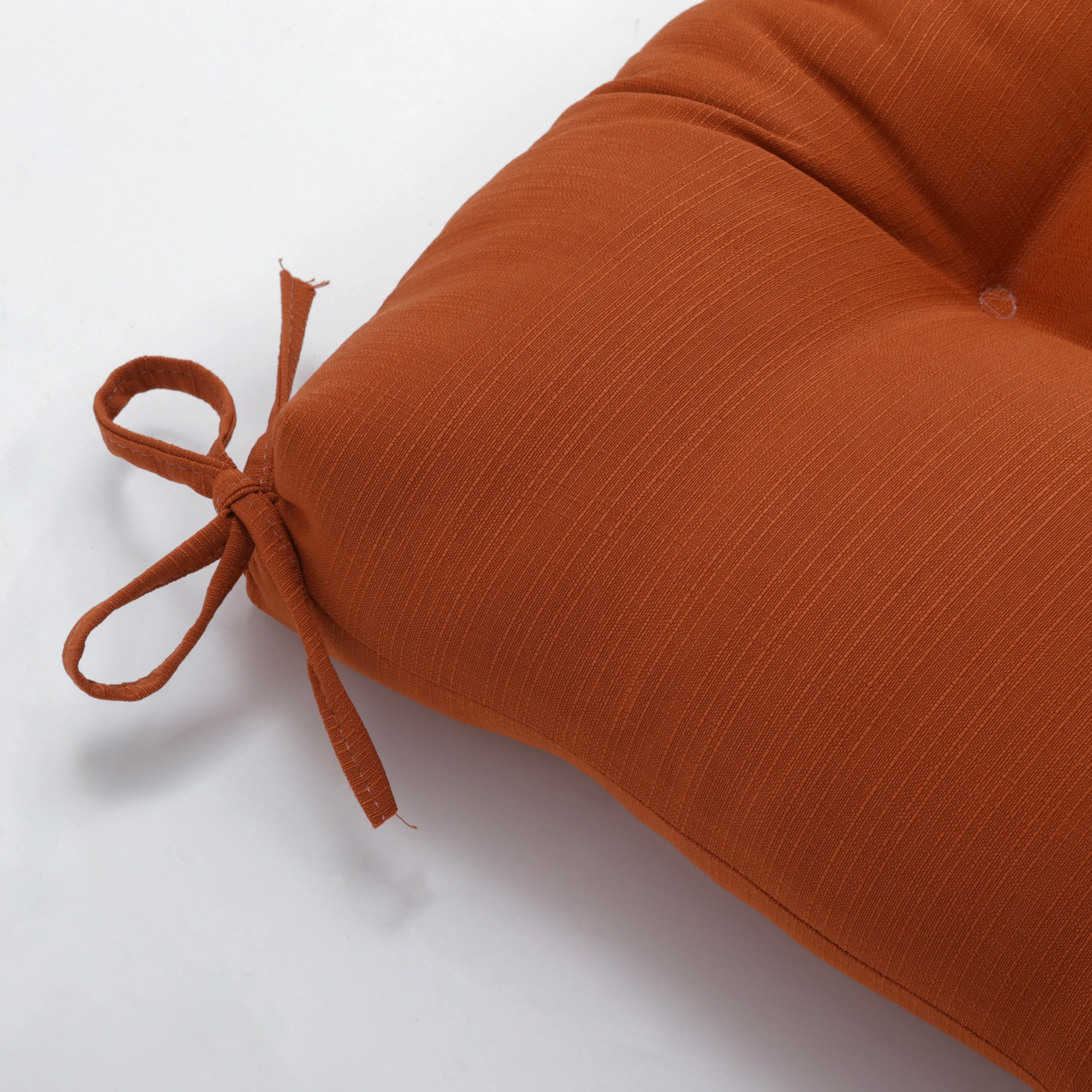 Outdoor/Indoor Solid Cinnabar 44" Blown Bench