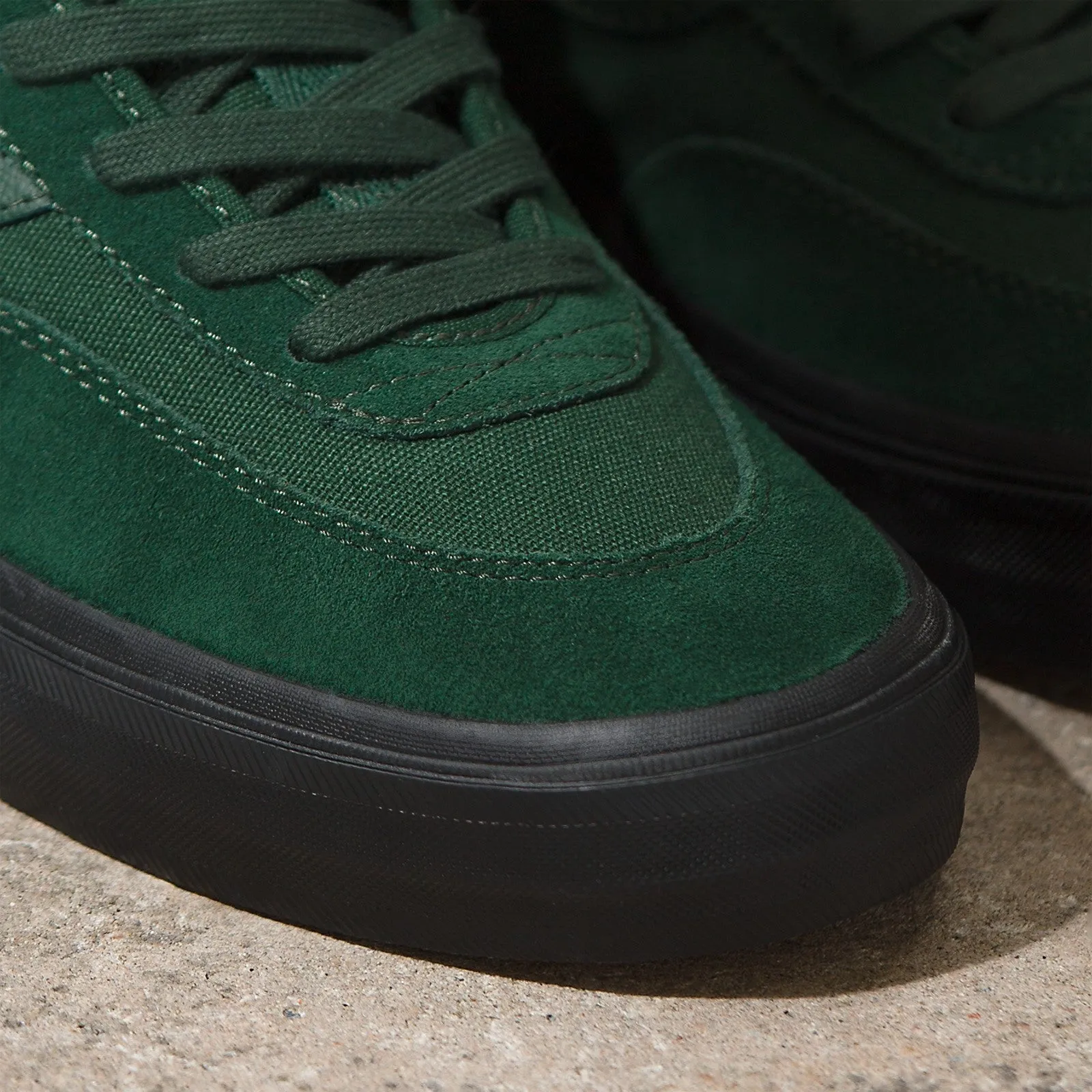 Vans Gilbert Crockett High Skateboard Shoe - Dark Green/Black