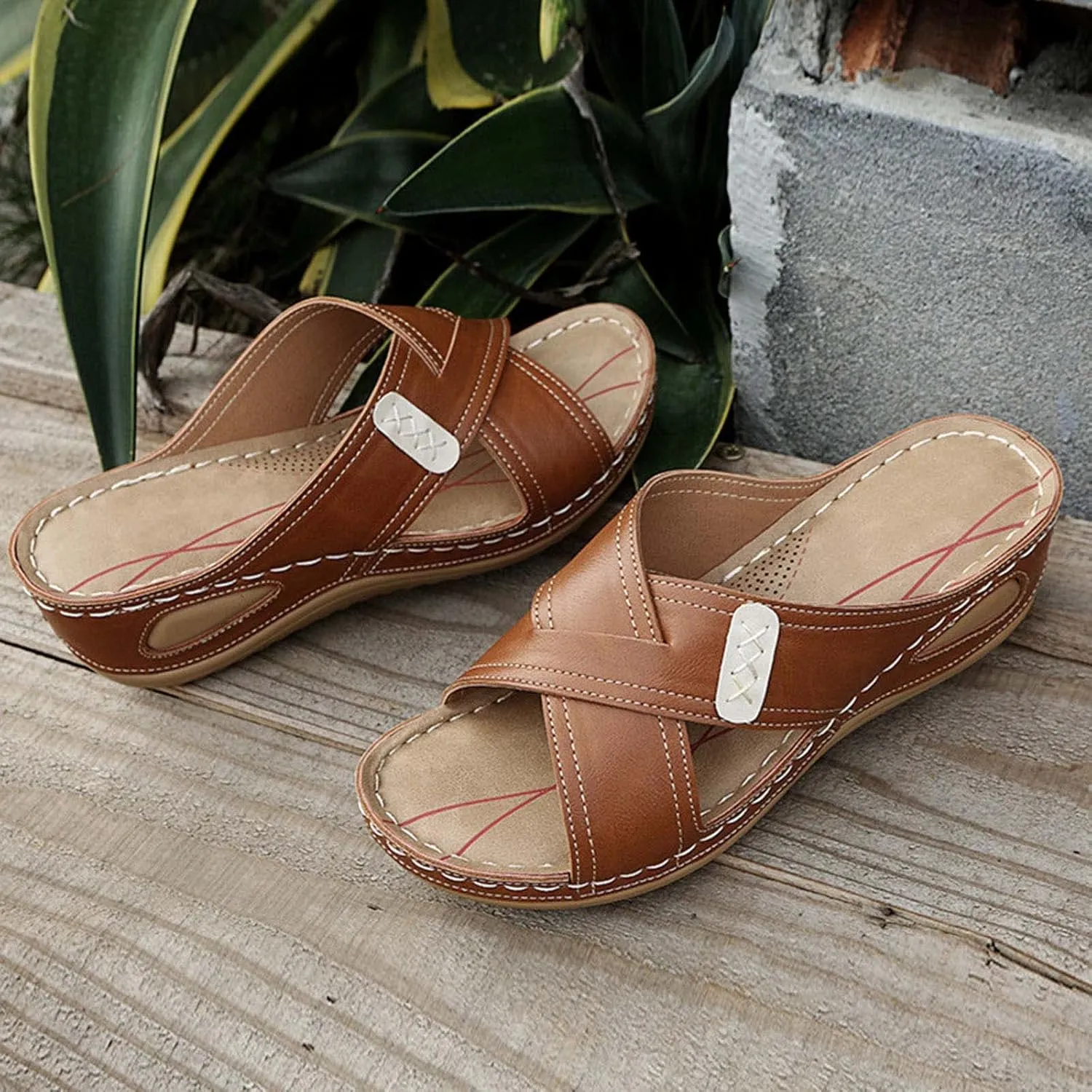 Women's Comfy Orthotic Sandals with Arched Support Summer Fashion Cross Straps Open Toe Slip on Slippers Comfy Outdoor Anti-Slip Ladies Casual Shoes